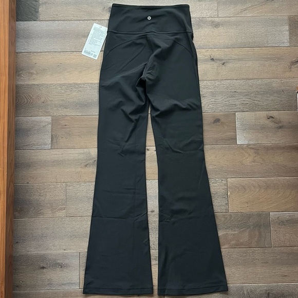 Lululemon Graphite Gray Flared Leggings - Picture 5 of 6